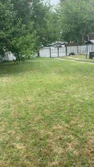 Spacious 3br Detach House W/parking In Quiet Area Hébergement de vacances New York