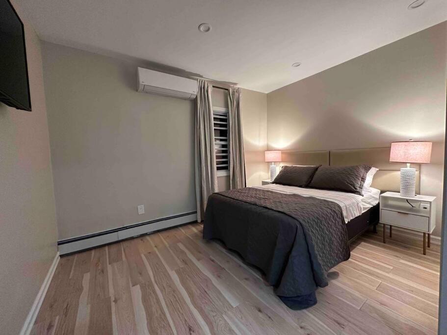 Hébergement de vacances Spacious 3br Detach House W/parking In Quiet Area