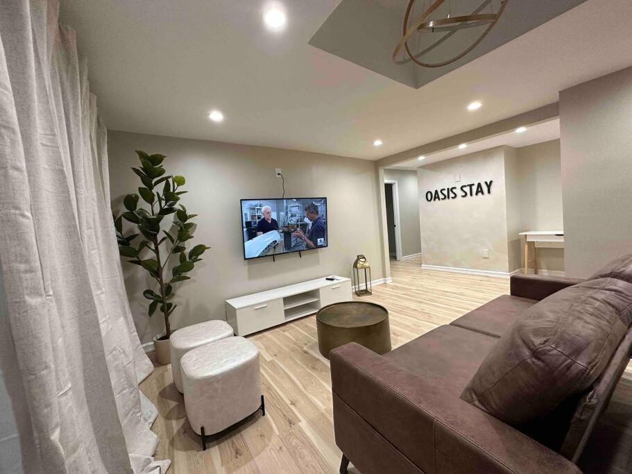 Hébergement de vacances Spacious 3br Detach House W/parking In Quiet Area New York
