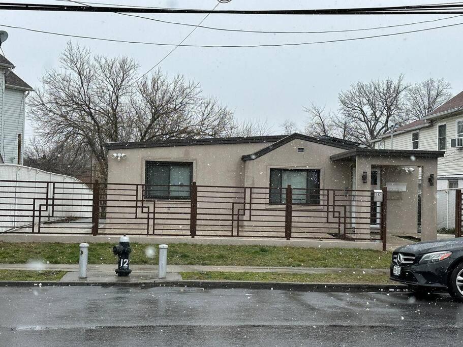 Spacious 3br Detach House W/parking In Quiet Area New York